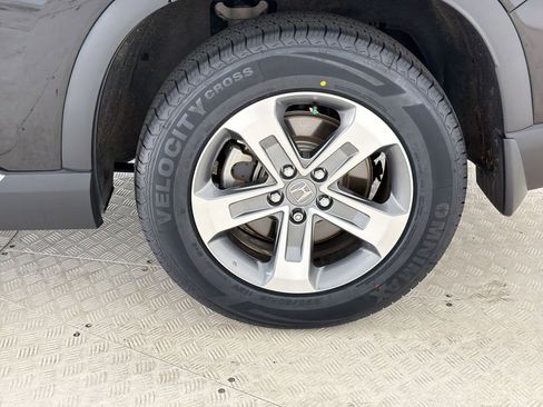 Used 2025 Honda Pilot EX-L image 11