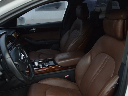 Used 2011 Audi A8 L 4.2 image 21