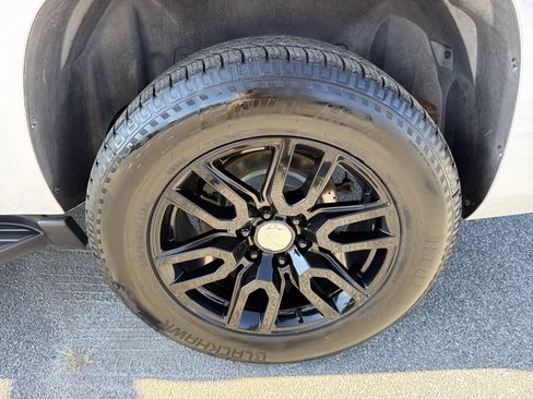 Used 2007 Chevrolet Avalanche LT w/ LT Preferred Equipment Group RWD image 20