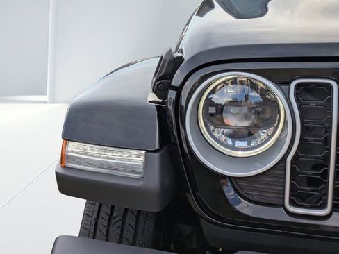 New 2025 Jeep Wrangler Sahara image 8