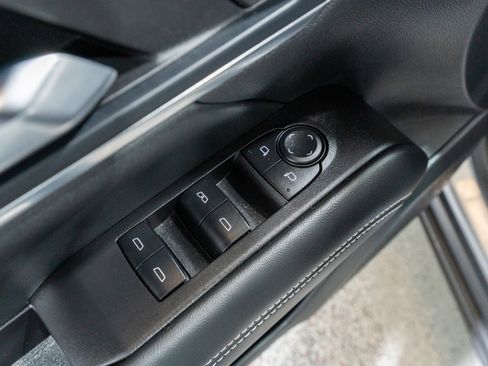 Used 2025 GMC Terrain Elevation w/ Elevation Premium Package image 14