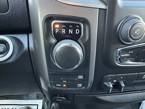 Used 2022 RAM 1500 Classic SLT w/ Electronics Group image 27