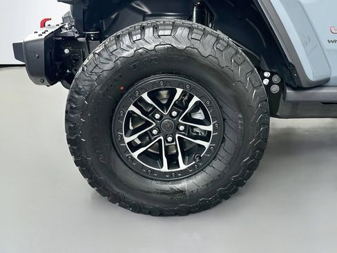 New 2026 Jeep Wrangler Unlimited Rubicon AWD/4WD image 16