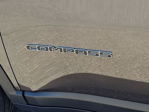 Certified 2023 Jeep Compass Latitude AWD/4WD image 31