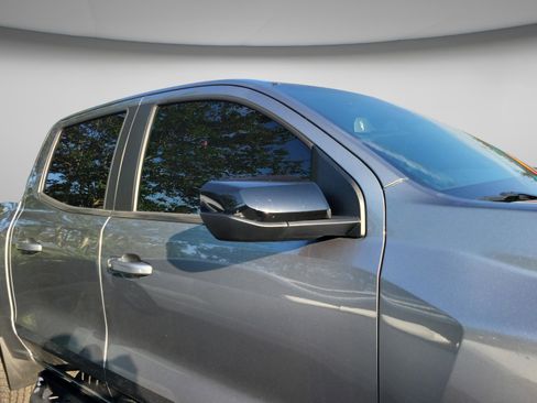 Used 2024 Chevrolet Colorado Z71 w/ Z71 Convenience Package 2 AWD/4WD image 15