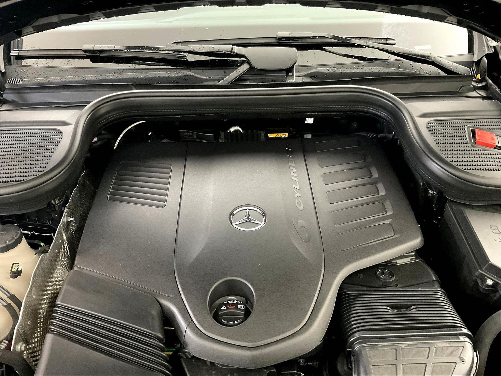 Certified 2025 Mercedes-Benz GLE 450 4MATIC image 30