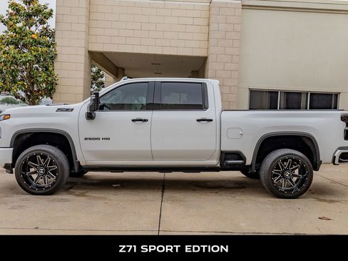 Used 2024 Chevrolet Silverado 2500 LTZ w/ LTZ Plus Package AWD/4WD image 5