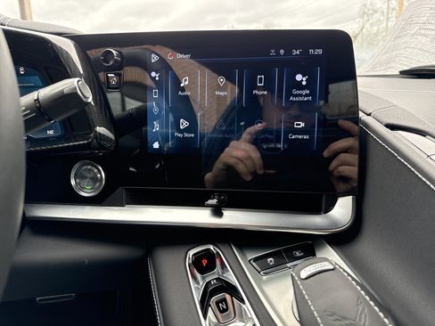 Used 2024 Chevrolet Corvette Stingray Preferred Conv w/ Z51 Performance Package image 22