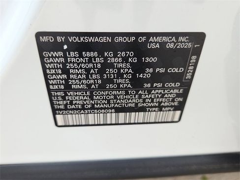 New 2026 Volkswagen Atlas Peak Edition image 11