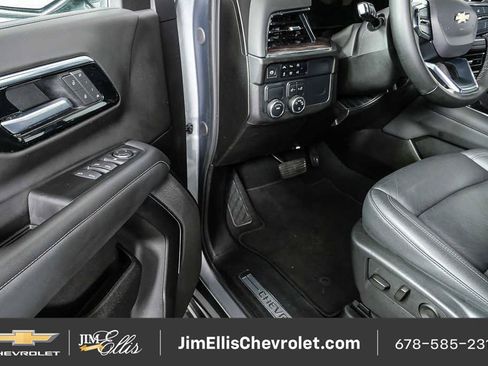 Certified 2025 Chevrolet Tahoe LT RWD image 7