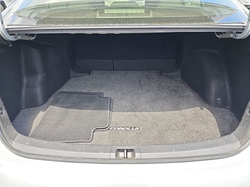 Used 2022 Toyota Corolla SE w/ Carpet Mat Package (TMS) FWD image 12