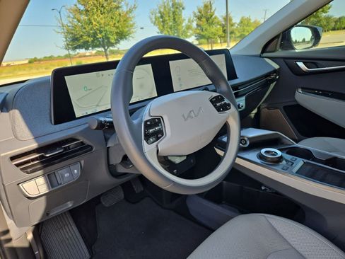 Certified 2023 Kia EV6 Wind RWD image 2