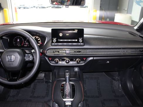 Used 2024 Honda HR-V Sport image 13