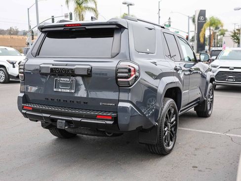 Certified 2025 Toyota 4Runner Platinum AWD/4WD image 31