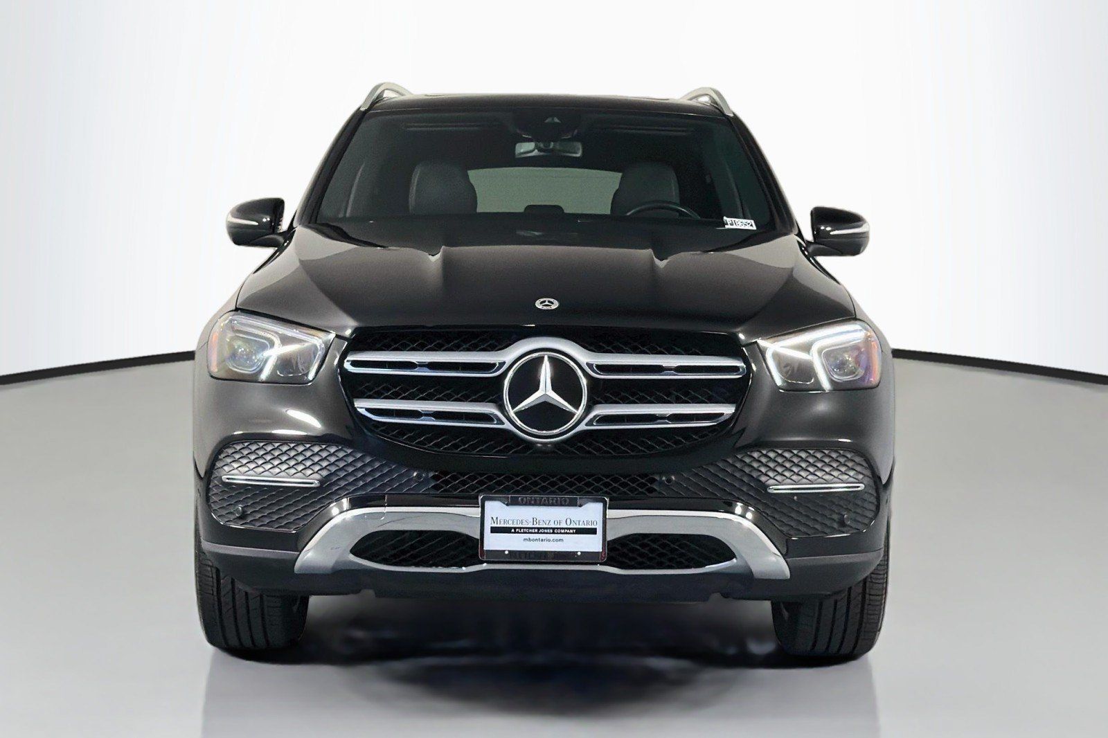 Used 2022 Mercedes-Benz GLE 350 4MATIC w/ Premium Package image 3