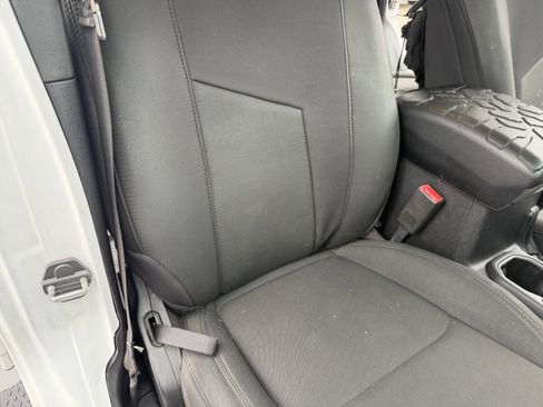 Used 2020 Jeep Gladiator Overland image 51