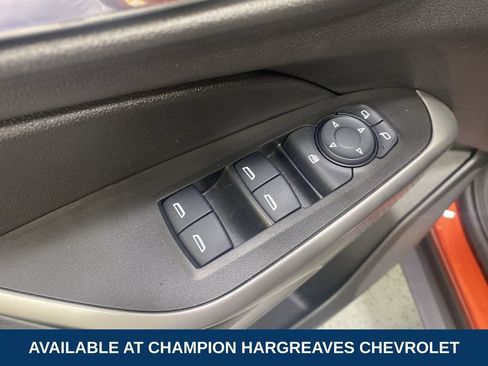 Used 2024 Chevrolet Trax RS w/ Driver Confidence Package FWD image 31