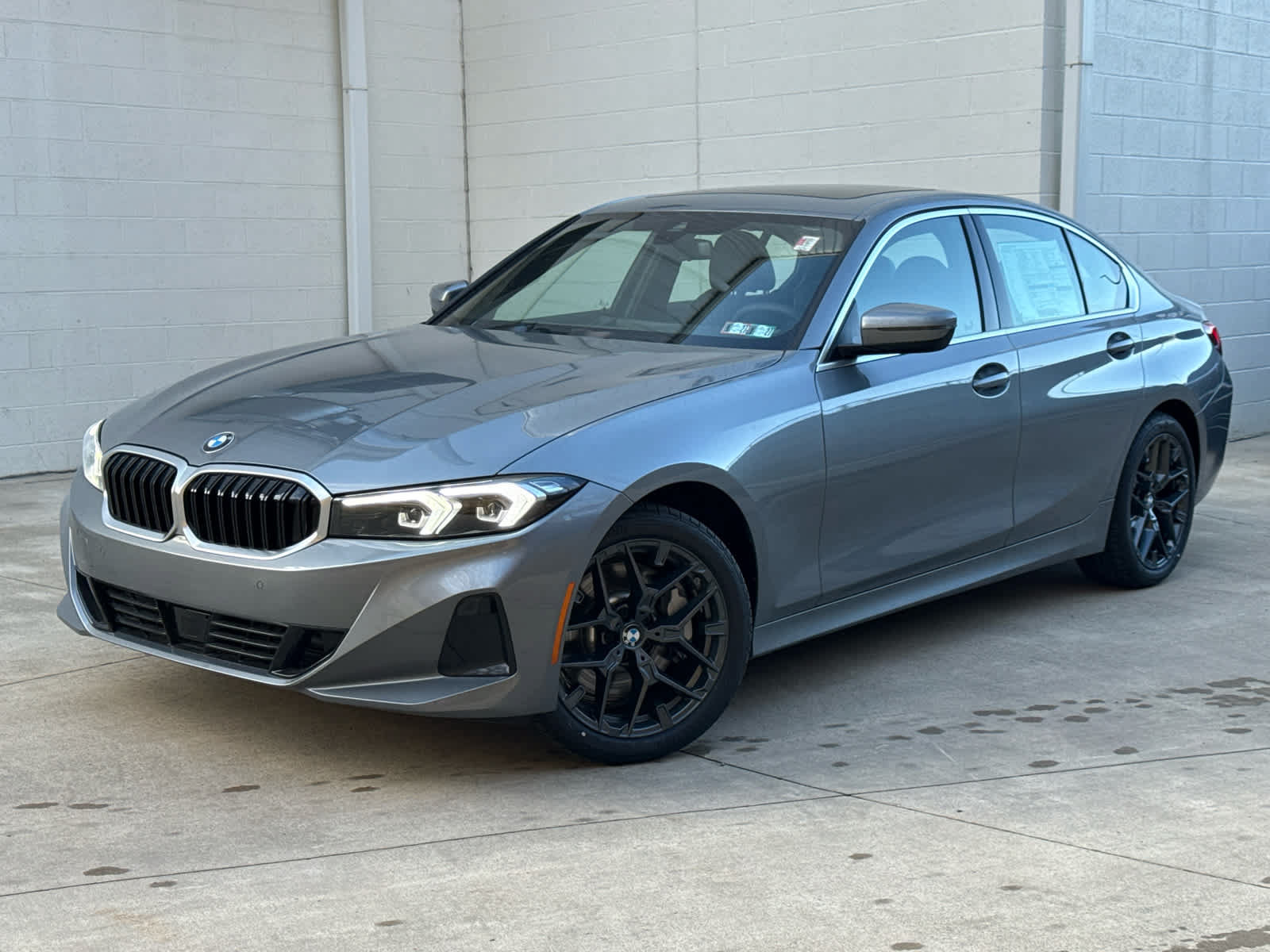Used 2026 BMW 330i xDrive Sedan w/ Convenience Package AWD/4WD image 1