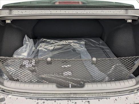 New 2025 Hyundai Elantra Sport image 18