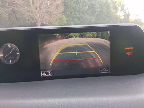 Used 2019 Lexus UX 200 w/ Accessory Package FWD image 21