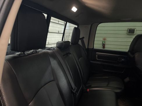 Used 2018 RAM 3500 Laramie w/ Sport Appearance Group AWD/4WD image 33