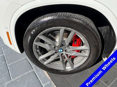 Used 2021 BMW X4 M40i w/ Premium Package image 6