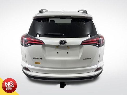 Used 2018 Toyota RAV4 Limited image 5