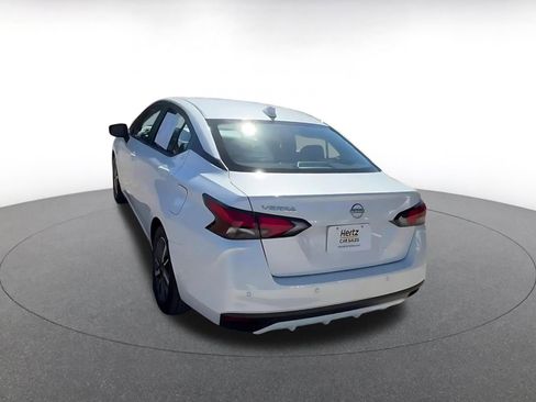 Used 2025 Nissan Versa SV image 11