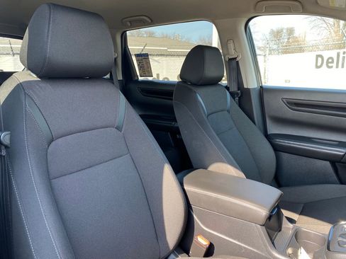 Used 2025 Honda CR-V LX image 16