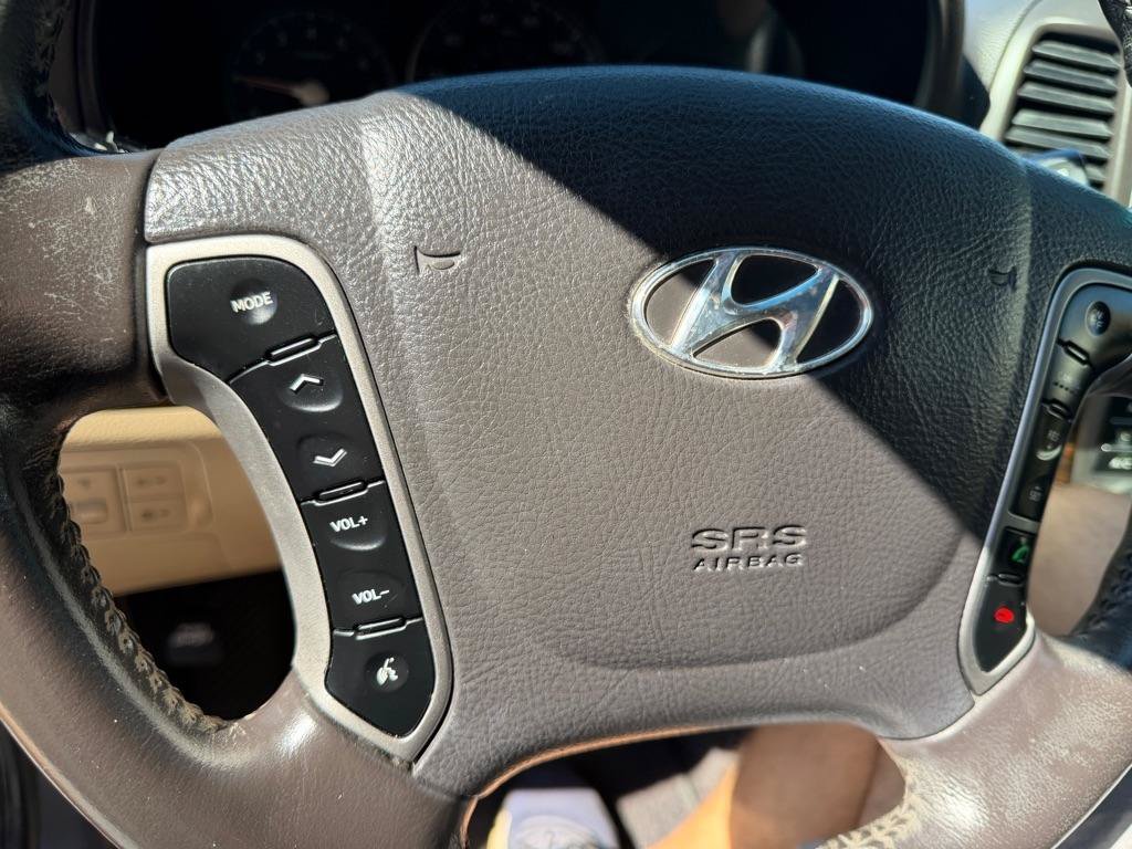 Used 2012 Hyundai Santa Fe Limited FWD image 31