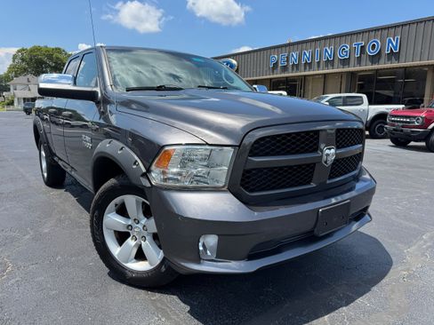 Used 2015 RAM 1500 Express AWD/4WD image 1