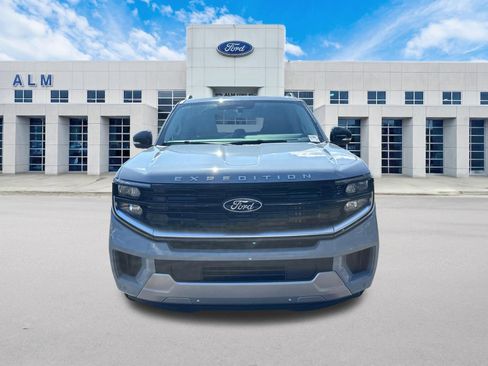 New 2026 Ford Expedition Max Platinum w/ Driver's Package image 2