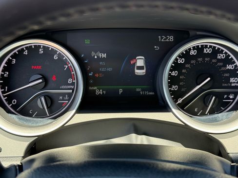 Used 2024 Toyota Camry XLE w/ Cold Weather Package image 23