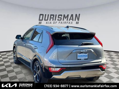 Used 2023 Kia Niro EX Touring image 24