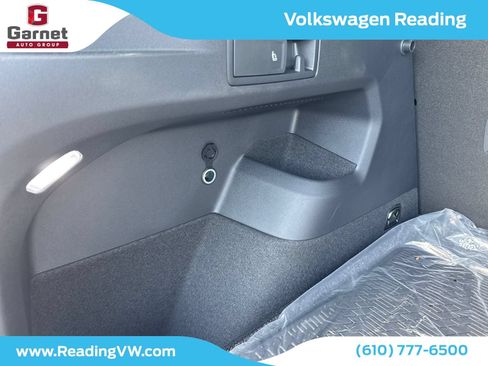 Used 2026 Volkswagen Tiguan SE AWD/4WD image 38