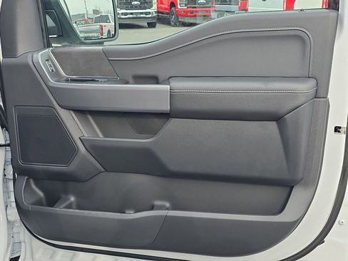 New 2025 Ford F150 XLT w/ Equipment Group 302A MID image 38