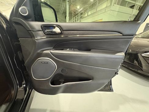 Used 2020 Jeep Grand Cherokee High Altitude AWD/4WD image 54