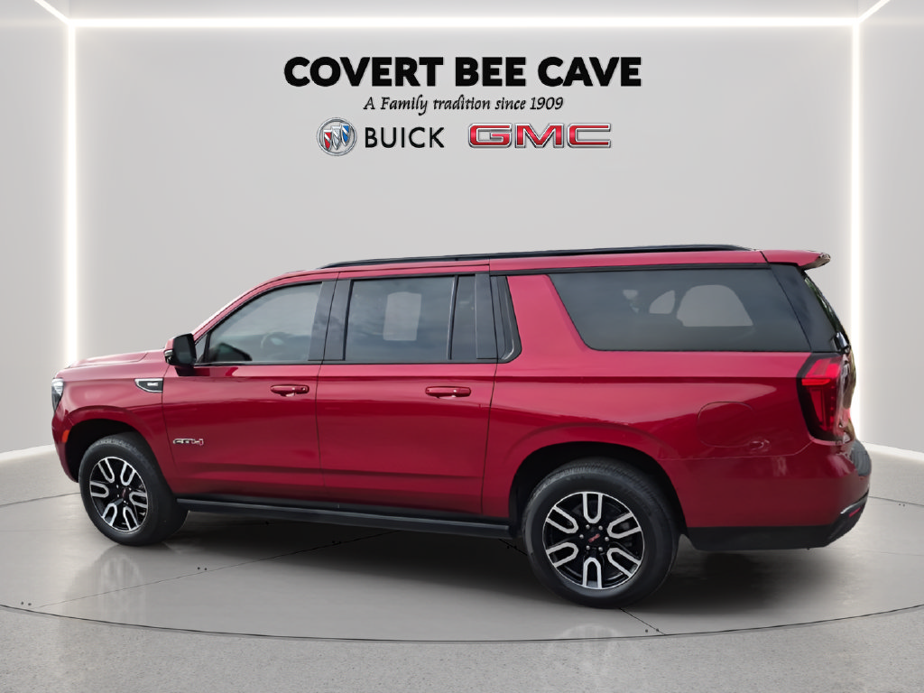Used 2021 GMC Yukon XL AT4 w/ AT4 Premium Plus Package AWD/4WD image 6