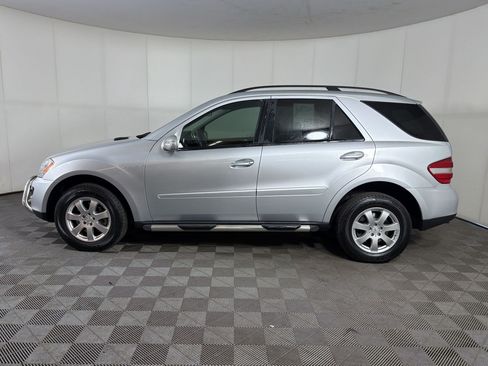 Used 2007 Mercedes-Benz ML 320 4MATIC image 2