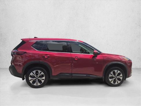Certified 2021 Nissan Rogue SV FWD image 4