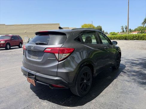 Used 2022 Honda HR-V Sport image 6