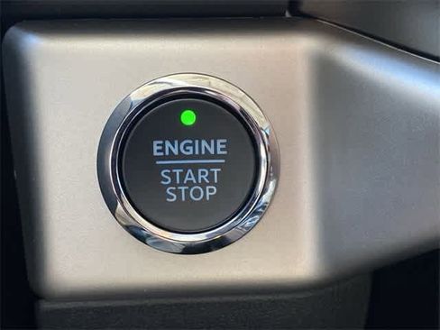 New 2024 Ford Expedition XLT image 20