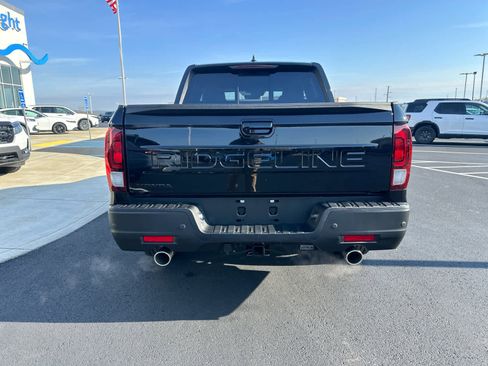 New 2026 Honda Ridgeline Black Edition image 7