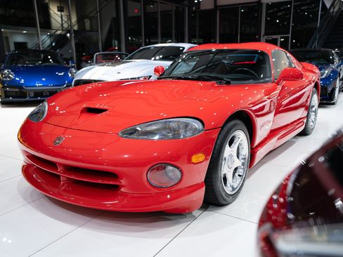 Used 1997 Dodge Viper GTS RWD image 30