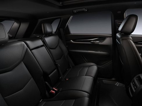 New 2025 Cadillac XT5 Premium Luxury w/ Technology Package image 34