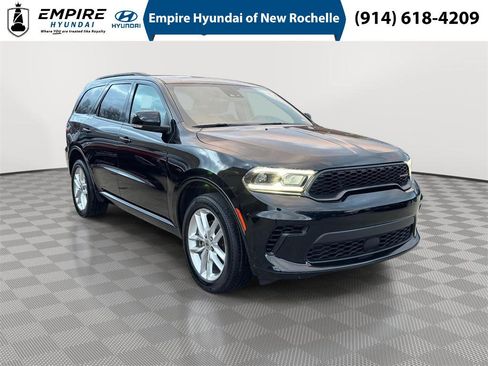 Used 2024 Dodge Durango GT image 1