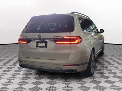 Used 2024 BMW X7 xDrive40i w/ Premium Package AWD/4WD image 6
