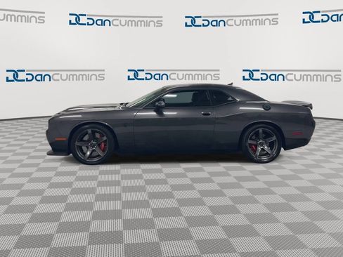 Used 2022 Dodge Challenger SRT Hellcat Redeye RWD image 5