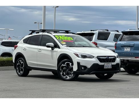 Used 2021 Subaru Crosstrek 2.5i Limited w/ Moonroof Package 2 AWD/4WD image 2