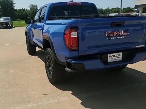 New 2025 GMC Canyon Elevation w/ Convenience Package image 7